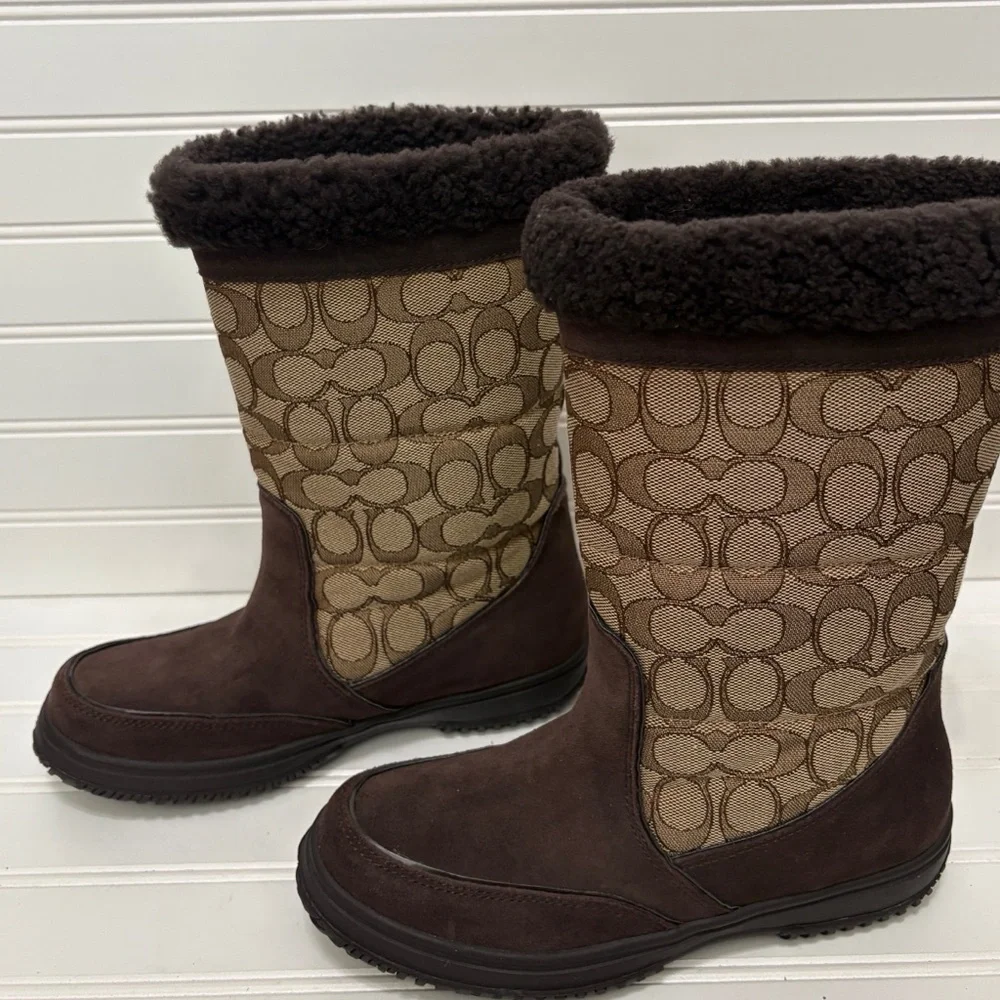 COACH Sherman Brown Signature Vintage Y2K Faux Fur Snow Boots Womens Size 6 NEW - Picture 4 of 8
